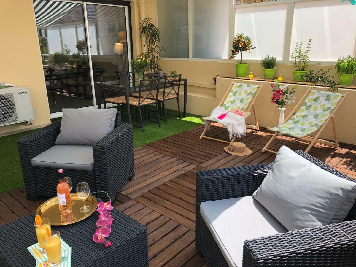 Magnifique 2 Pièces Cannes Centre Terrasse Esterno foto